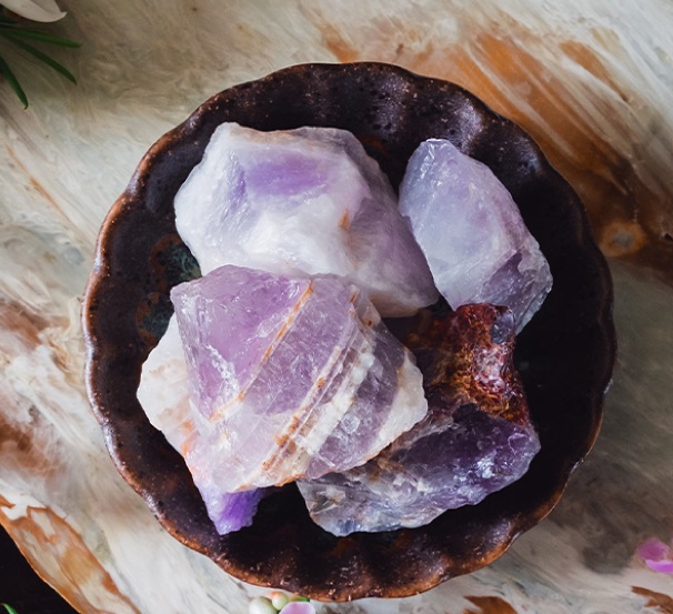 Amethyst crystals for healing